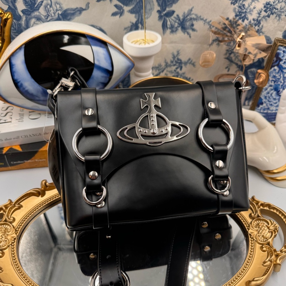 🆕 VIVIENNE WESTWOOD 🧿 NWT Betty Mini Satchel Black - AUTHENTICATED - Picture 14 of 16